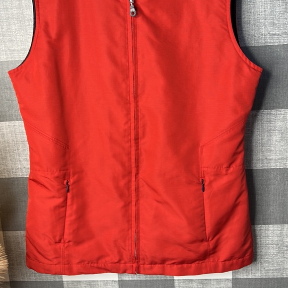 Cutter & Buck Vest - Picture 3 of 6